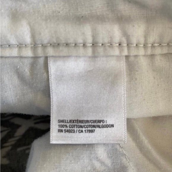 Old Navy Womens Ikat Black White Print Cotton Shorts Size 4 - Picture 7 of 8